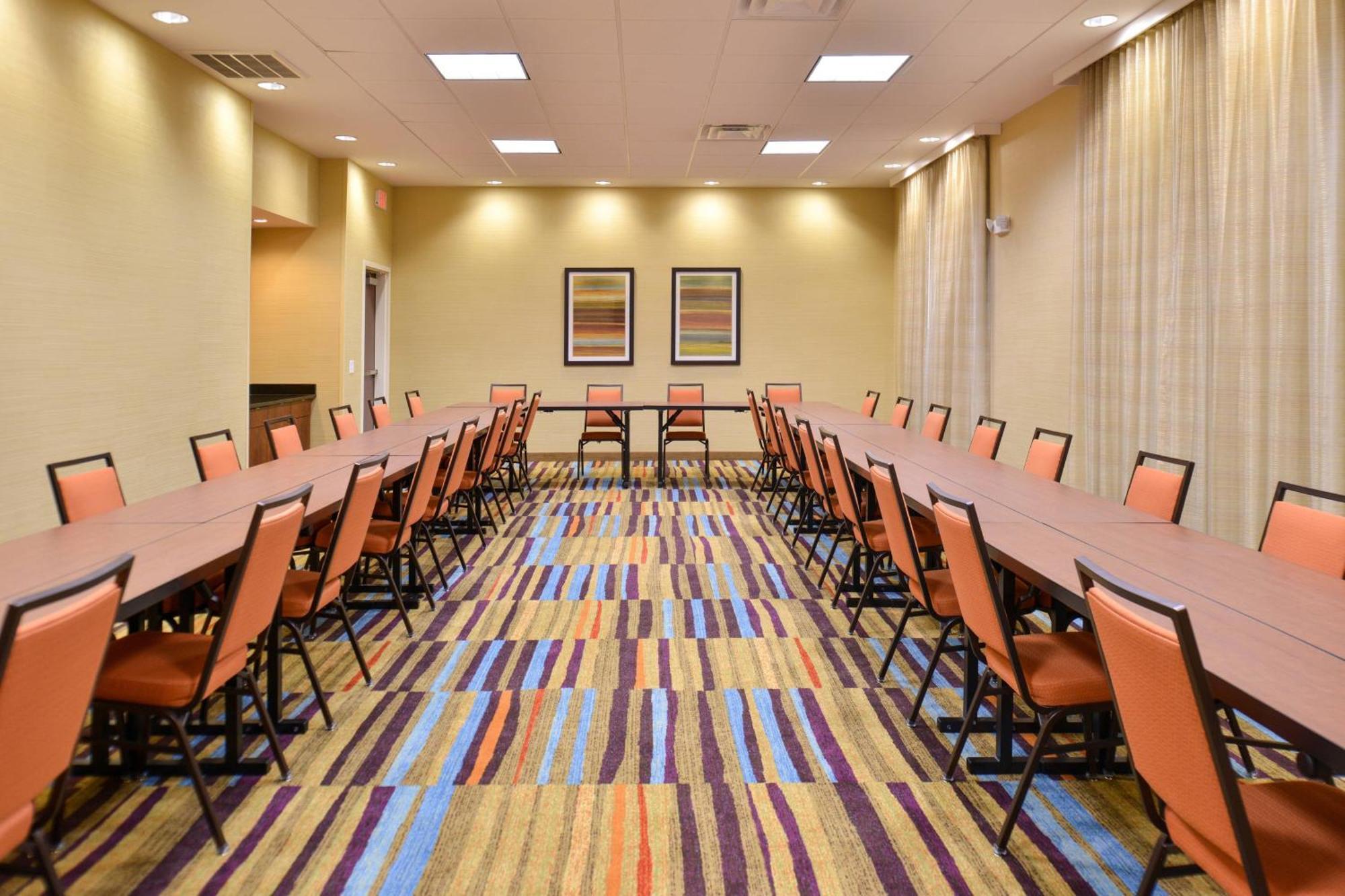 Fairfield Inn And Suites By Marriott Calhoun Kültér fotó